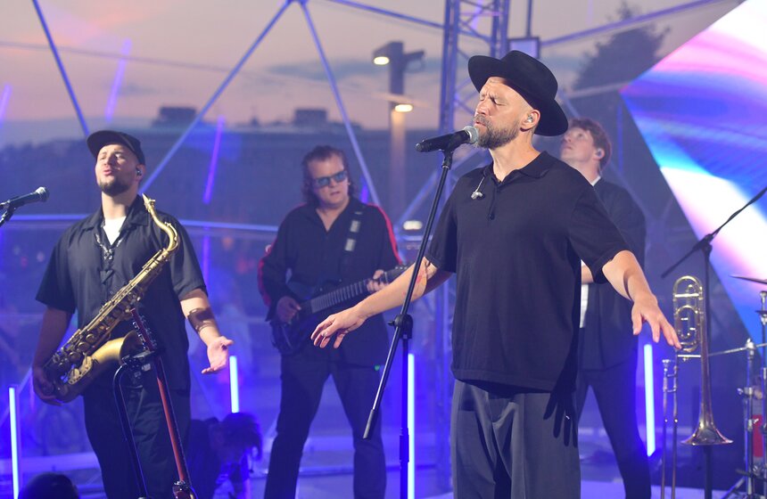 Группа Uma2rman выступила в рамках медиафестиваля "Твоя Москва" 17 фото