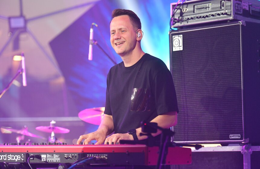 Группа Uma2rman выступила в рамках медиафестиваля "Твоя Москва" 18 фото