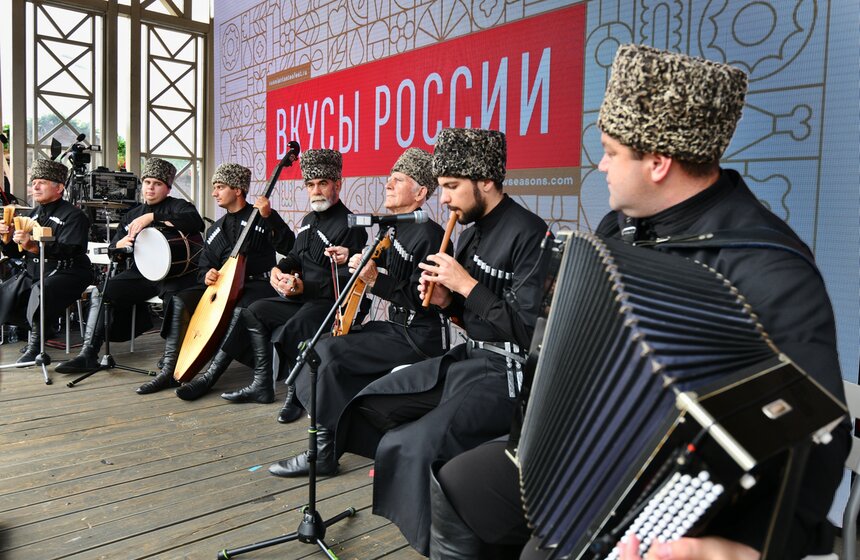 Фестиваль не только продемонстрирует разнообразие и богатство культуры России, но и расскажет любителям путешествий о туристическом потенциале регионов