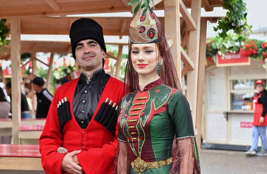 Гастрономический фестиваль "Вкусы России" стартовал в Москве 4 фото