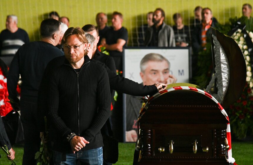 В Москве простились с бывшим тренером сборной России Георгием Ярцевым 22 фото