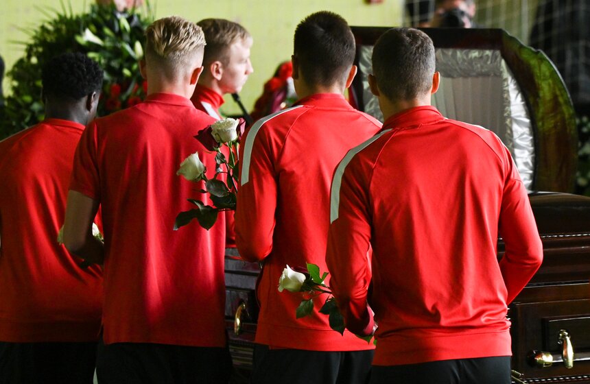 В Москве простились с бывшим тренером сборной России Георгием Ярцевым 6 фото