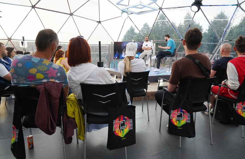 Медиафестиваль "Твоя Москва" проходит в парке искусств "Музеон" с 16 по 31 июля 8 фото