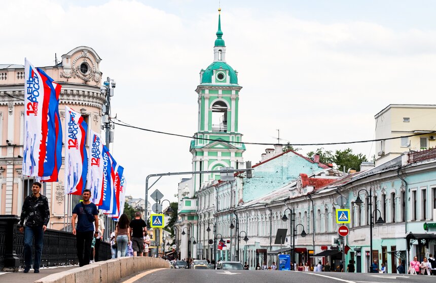 В Москве прошли празднования по случаю Дня России 15 фото