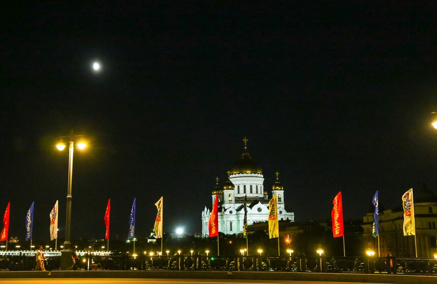 В Москве прошли празднования по случаю Дня России 23 фото