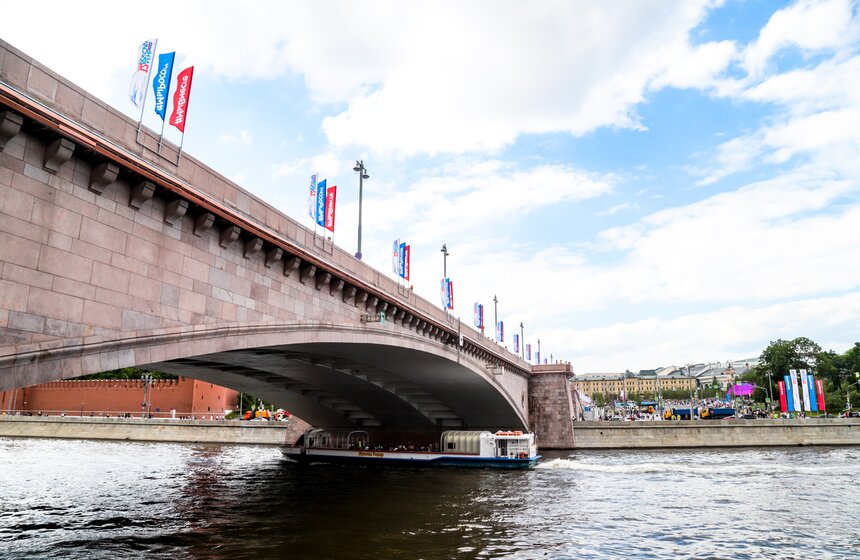 В Москве прошли празднования по случаю Дня России 14 фото