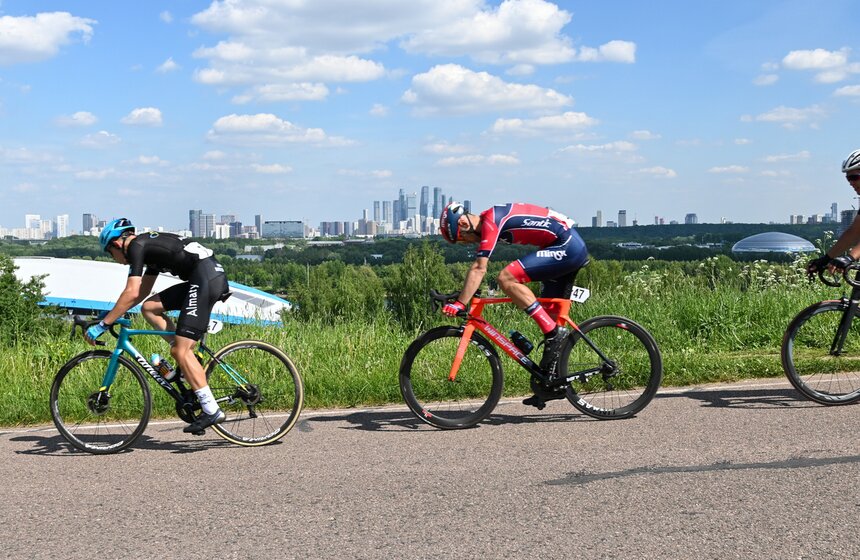 В столице завершилась велогонка "Пять колец Москвы 2022" 14 фото