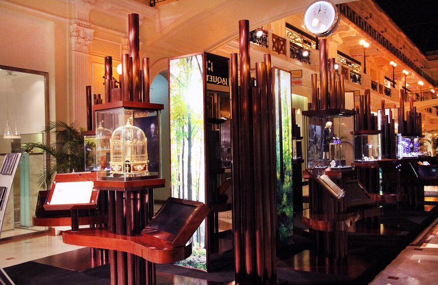 В Москве открылась выставка швейцарских часов 1 фото