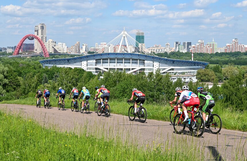 В столице завершилась велогонка "Пять колец Москвы 2022" 16 фото