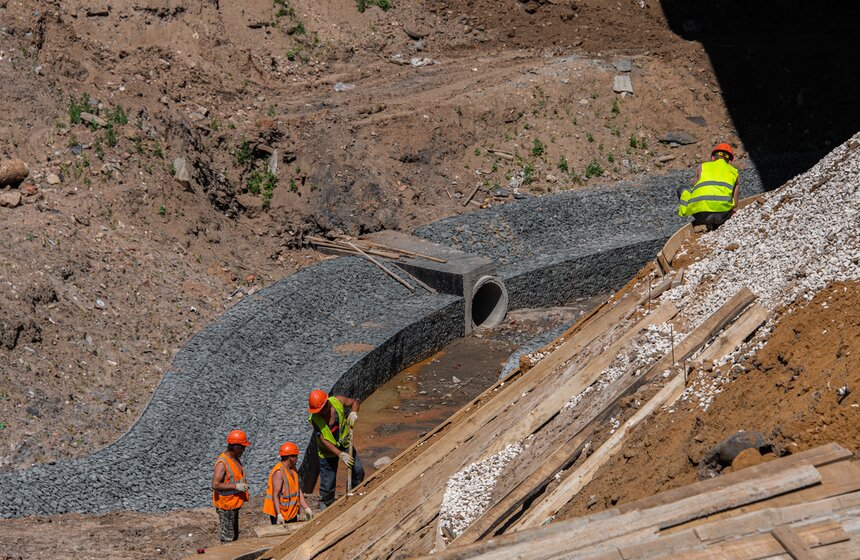 Собянин осмотрел ход работ на строящемся участке МСД в ЮАО 10 фото