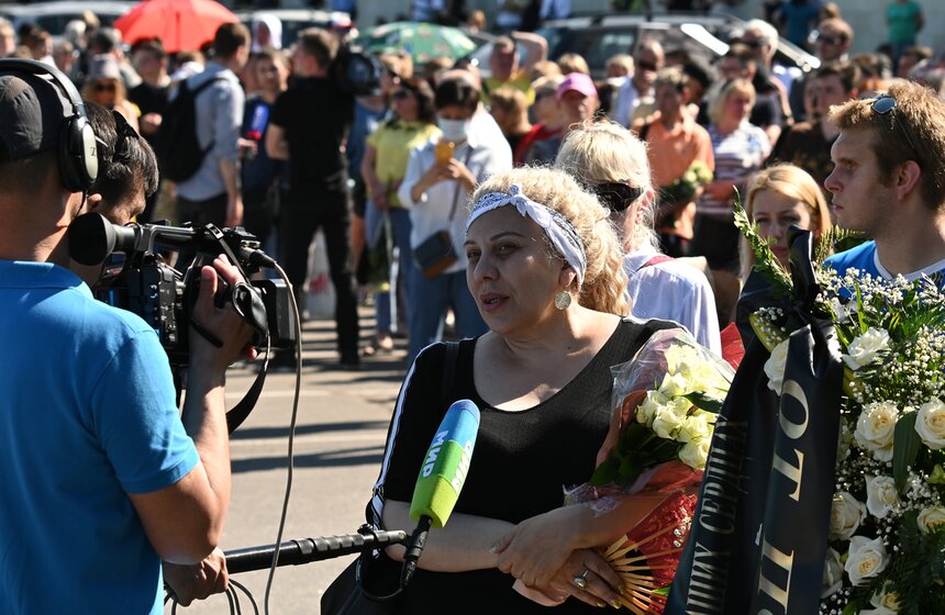 В Москве состоялось прощание с певцом Юрием Шатуновым 13 фото