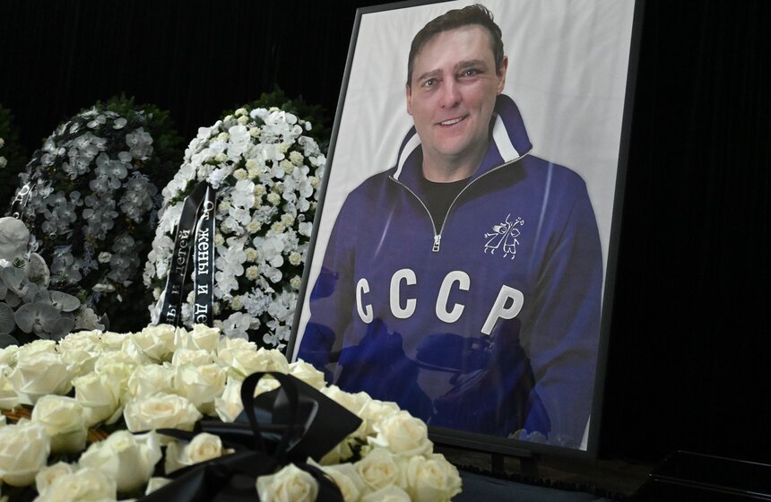 В Москве состоялось прощание с певцом Юрием Шатуновым 19 фото