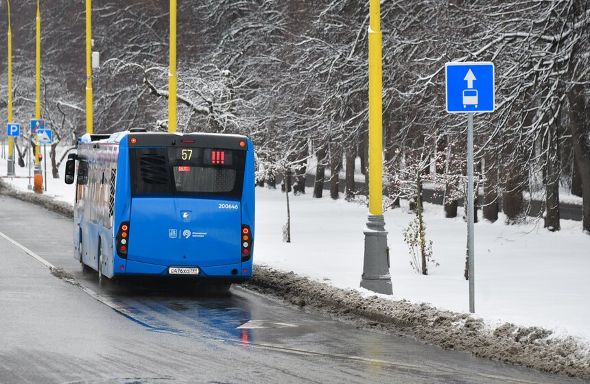 В Москве заработали новые выделенные полосы 19 фото