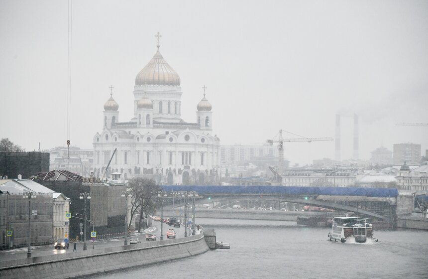 В Москве прошел первый в сезоне снегопад 14 фото