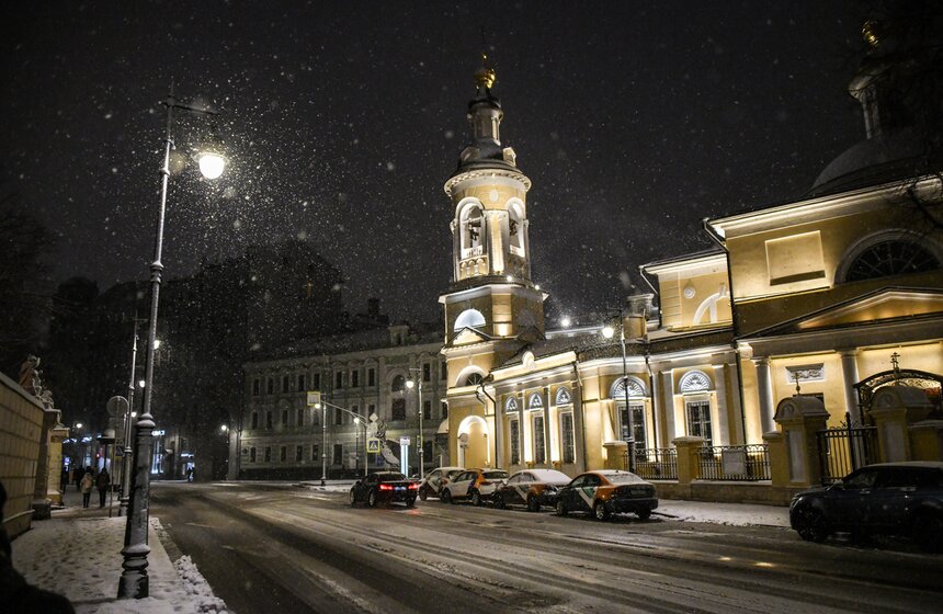 В Москве прошел первый в сезоне снегопад 42 фото