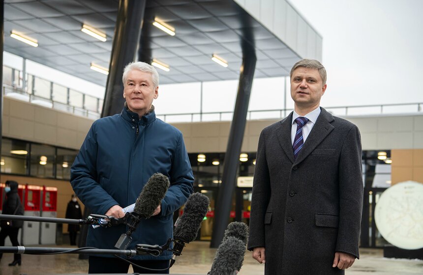 Мэр города поблагодарил главу РЖД за работу над железнодорожными проектами в период пандемии.