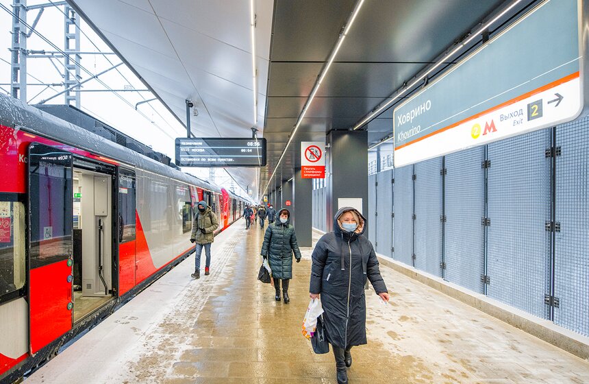 Кроме того, в номинации "Лучшее решение в области цифровизации транспорта" победу одержал единый диспетчерский центр, который ускорил обмен информацией между службами Московского метрополитена и улучшил качество их работы.