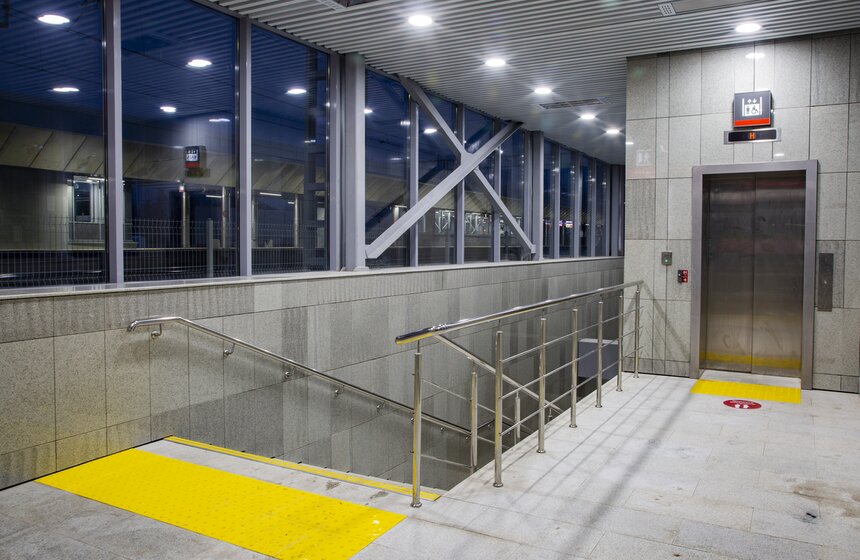 Сергей Собянин открыл ж/д-станцию Крекшино после реконструкции 10 фото