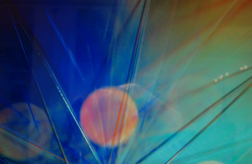 Проект "Игра света" открылся в "Галерее 21" 14 фото