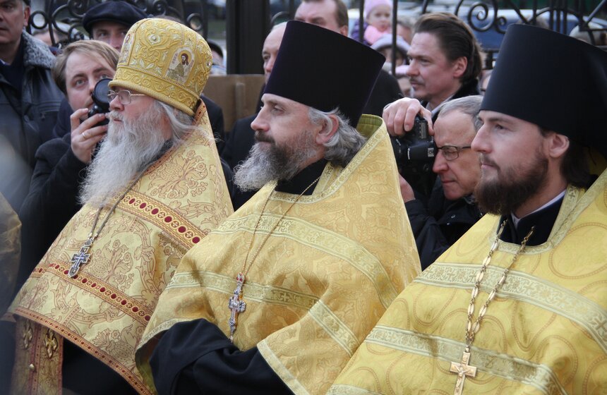 В Москве открыли памятник семье великого князя Дмитрия Донского 8 фото