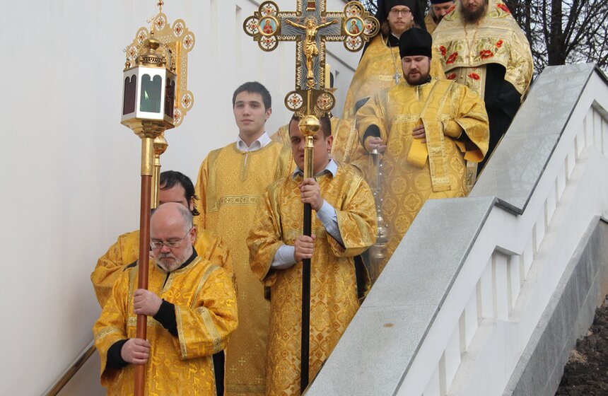 В Москве открыли памятник семье великого князя Дмитрия Донского 7 фото