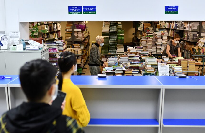 Студенты РУДН вернулись к очному обучению 15 фото