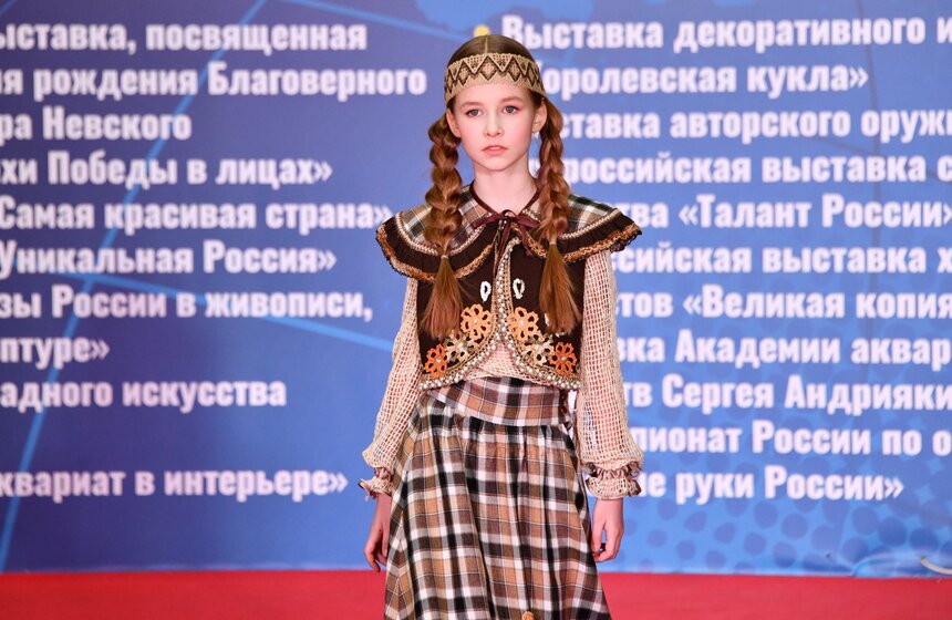 Всероссийская выставка-ярмарка народных мастеров открылась в Гостином дворе 19 фото