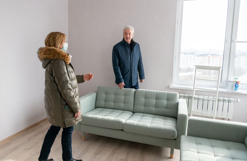 Собянин осмотрел заселяемую в рамках реновации новостройку в Можайском районе 7 фото