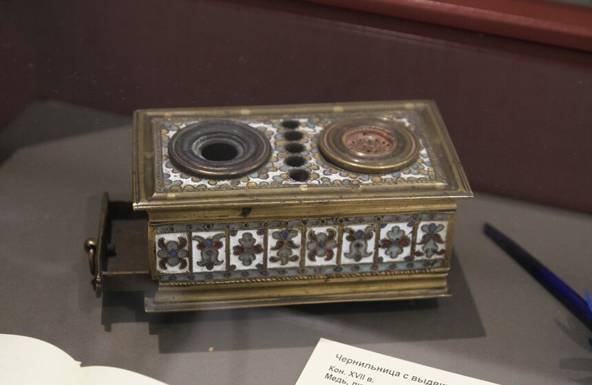 В "Нарышкинских палатах" проходит выставка "Наш друг Букварь" 4 фото