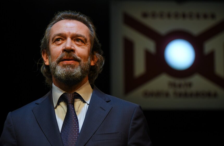 Московская школа Олега Табакова набрала выпускников 9-10-х классов со всей России для внедрения экспериментальной программы высшего образования. Новый подход будет интегрирован с программой среднего общего образования<br />https://www.m24.ru/galleries/obshchestvo/01092020/8771