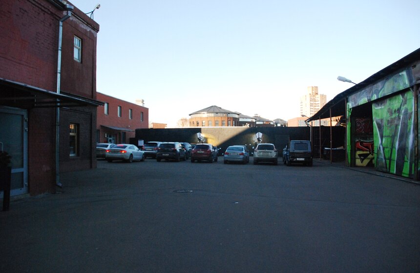 На Винзаводе появилось граффити художника Владимира Потапова 1 фото