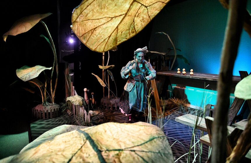 В Театре кукол Сергея Образцова показали спектакль "Гадкий утенок" 4 фото