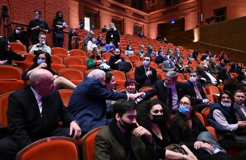 Благотворительный вечер "Хранитель памяти" прошел в "Геликон-опере" 6 фото