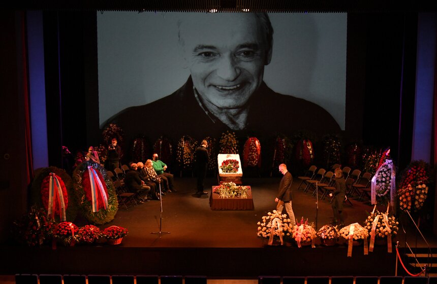 В Москве простились с Валентином Гафтом 8 фото