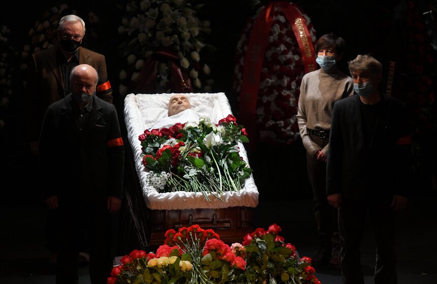 В Москве простились с Валентином Гафтом 27 фото