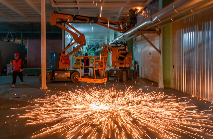 В технополисе "Москва" запустят производство вакцины "Спутник V" 8 фото