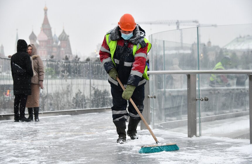 Снегопад обрушился на столицу в выходные 23 фото