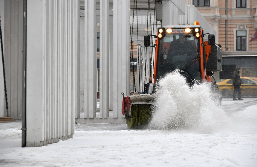 Снегопад обрушился на столицу в выходные 10 фото