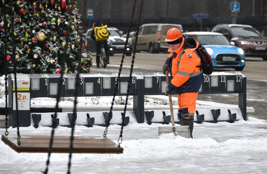 Снегопад обрушился на столицу в выходные 2 фото