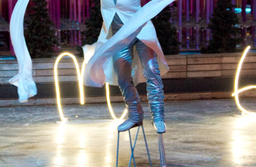 В Парке Горького открылся самый большой каток в Европе 19 фото