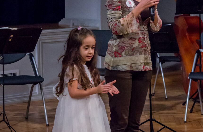 Оркестр Kremlin устроил живой концерт для детей и их родителей 13 фото