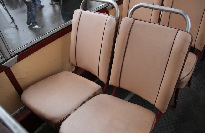 На Театральной площади прошел пробег ретротроллейбусов 19 фото