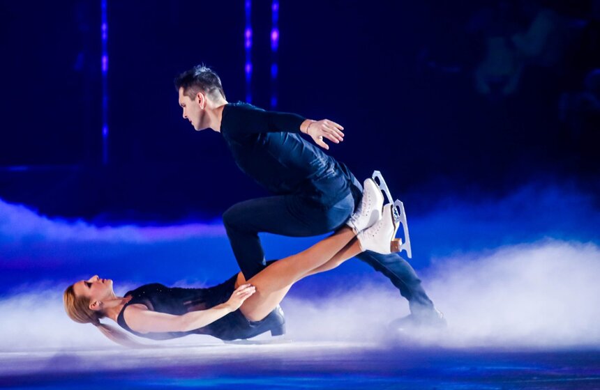 На "ВТБ Арене" прошел гала-вечер фигуристов "Путь к победе". В шоу приняли участие фигуристы двух московских школ фигурного катания Этери Тутберидзе и Нины Мозер<br />https://www.m24.ru/galleries/sport/28022020/8554