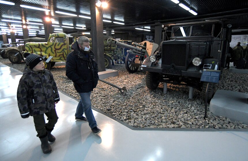 Музей Победы открыл выставку "Моторы войны" 15 фото