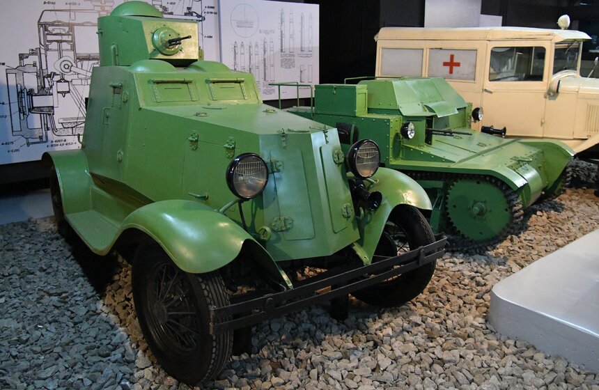 Музей Победы открыл выставку "Моторы войны" 17 фото