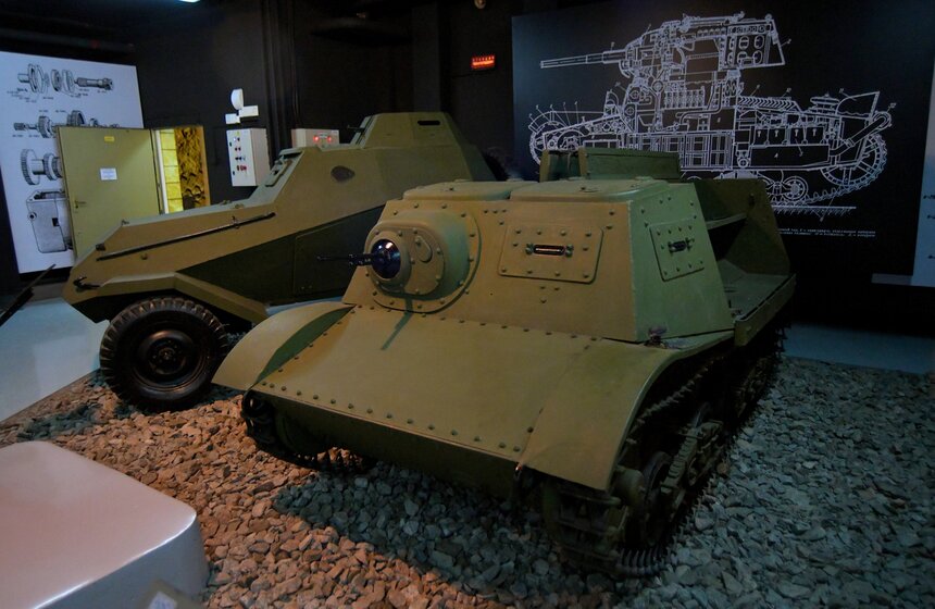 Музей Победы открыл выставку "Моторы войны" 14 фото