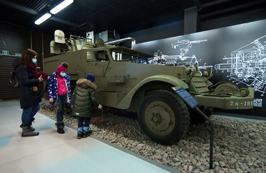 Музей Победы открыл выставку "Моторы войны" 18 фото