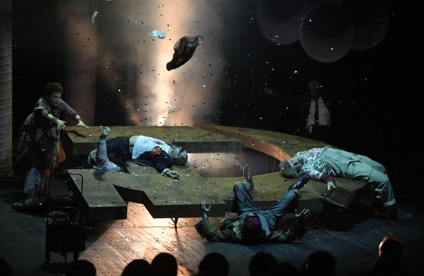 В театре "Модерн" состоялась премьера "Женитьбы" с Лолитой Милявской 3 фото