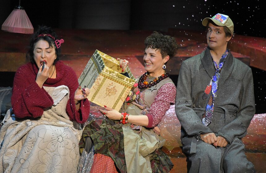 В театре "Модерн" состоялась премьера "Женитьбы" с Лолитой Милявской 14 фото