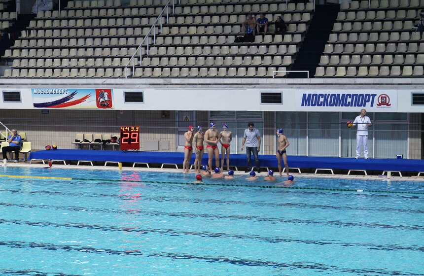 В СК "Олимпийский" проходит первенство Москвы по водному поло 11 фото